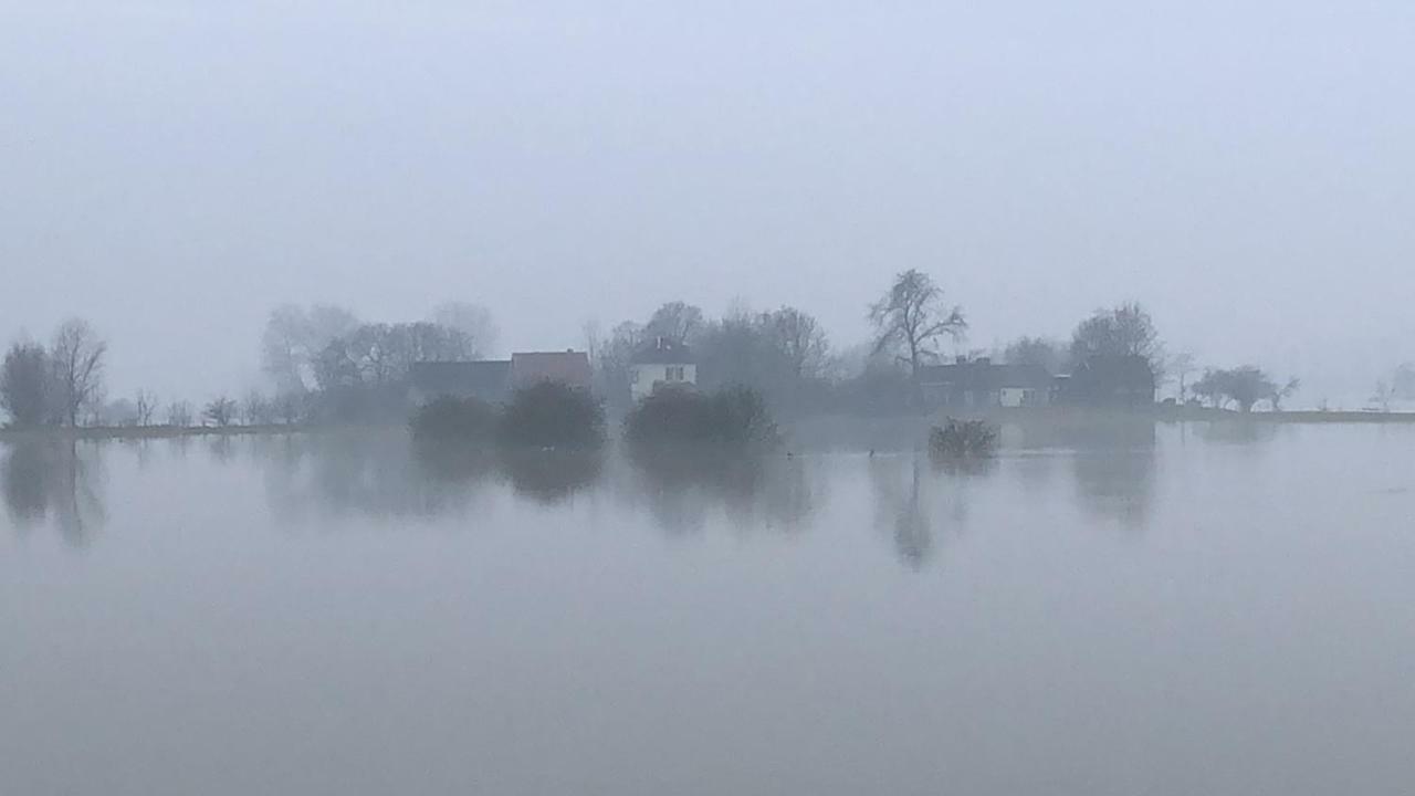Unique Place On The River Waal Heerewaarden 외부 사진