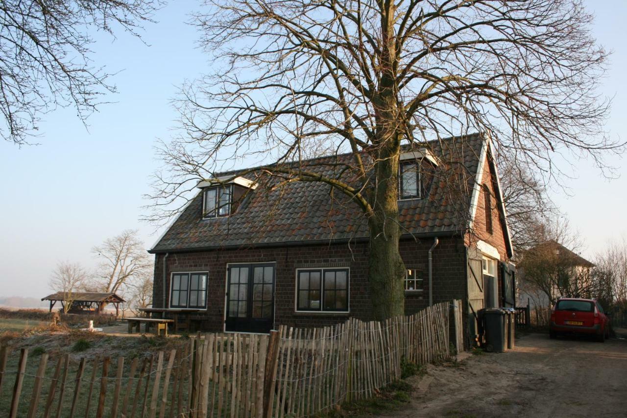 Unique Place On The River Waal Heerewaarden 외부 사진